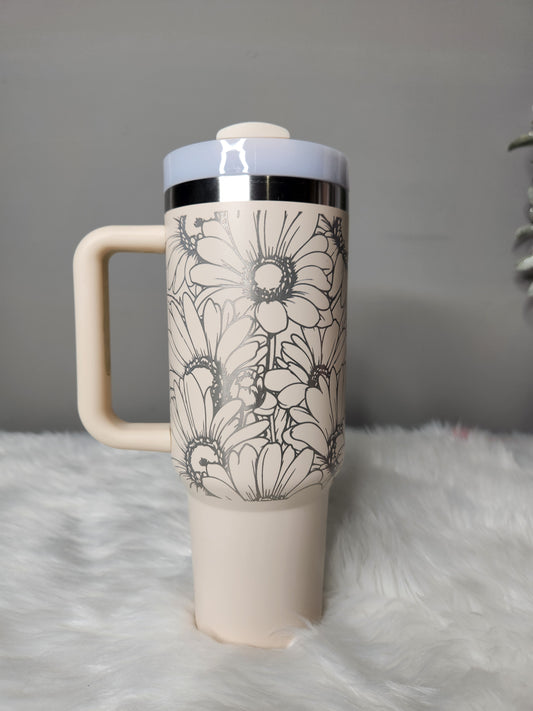 Cream daisy engraved 40 oz tumbler