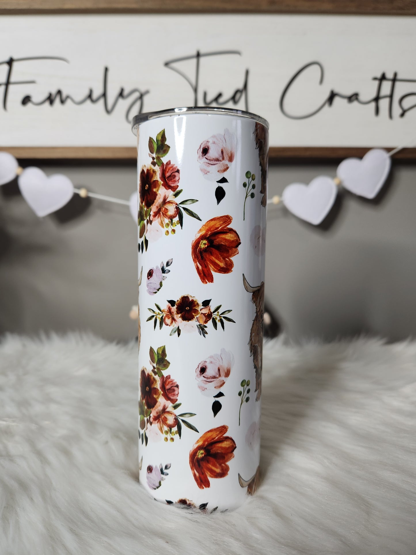 Highland cow floral tumbler